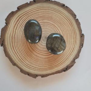 Labradorite polida